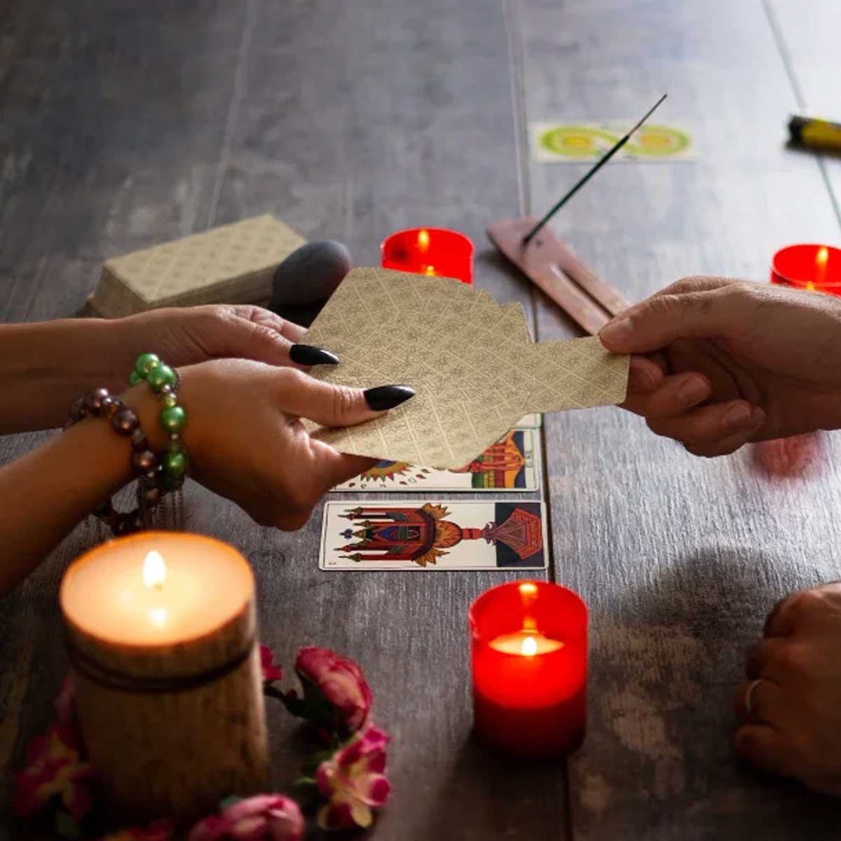 Astrologer Arjun Shastri